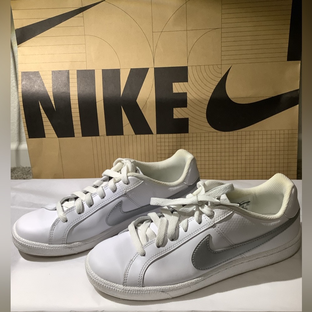 Nike White and Silver Low-Top Sneakers - Picture 8 of 13